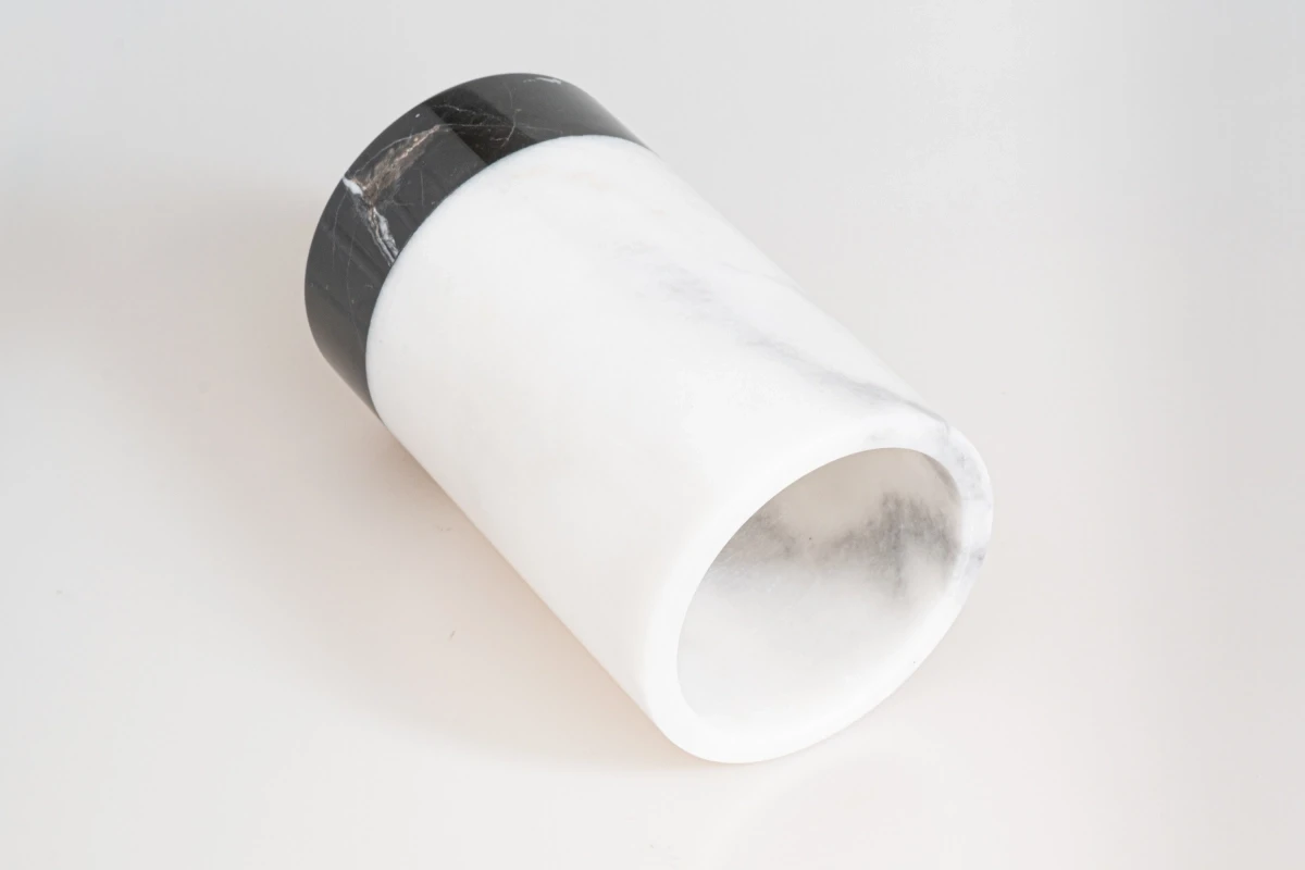 Yin Yang Leylak ve Antrasit Mermer Vazo